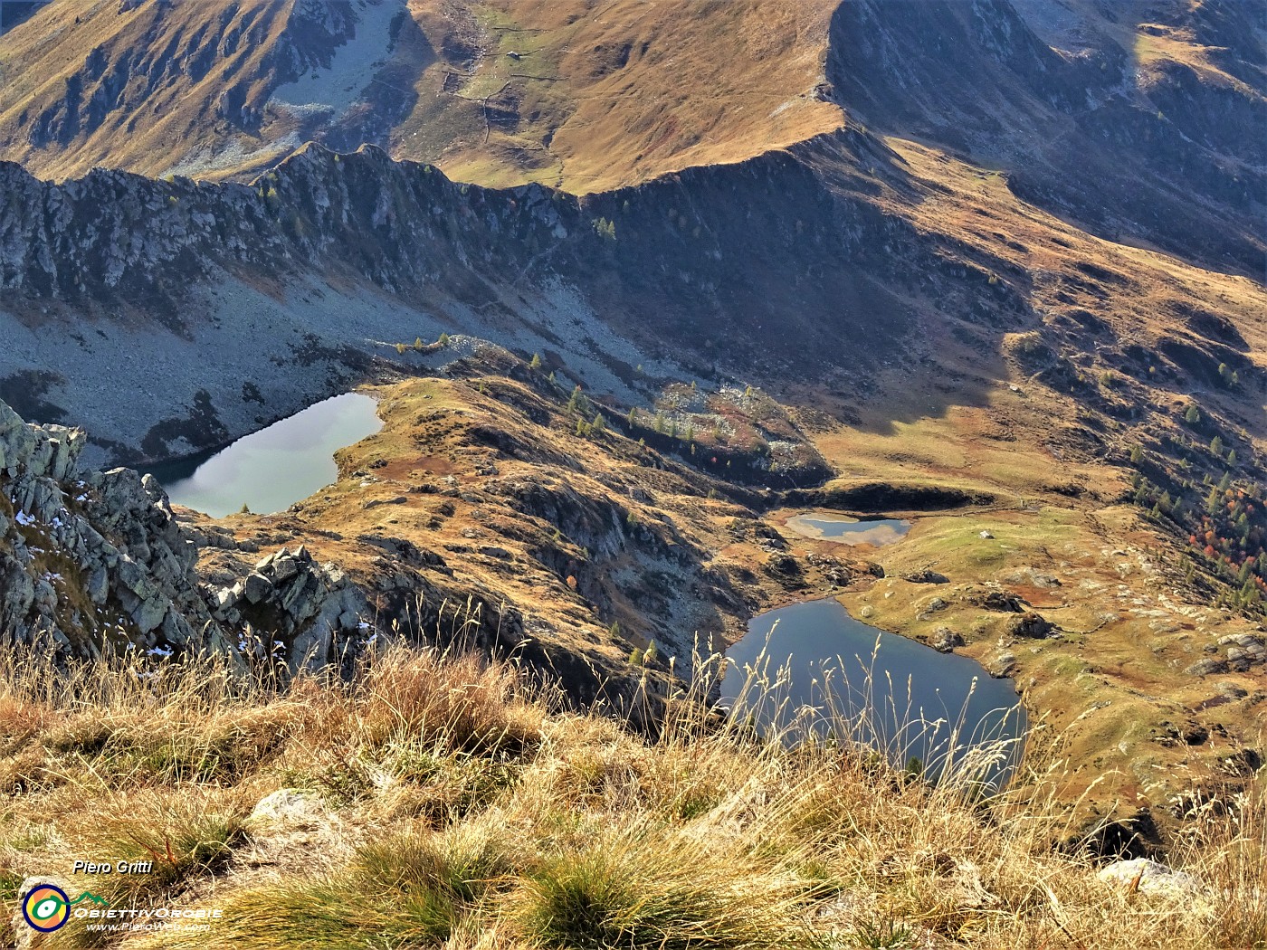 61 I Laghi di Porcile visti da Cima Cadelle.JPG